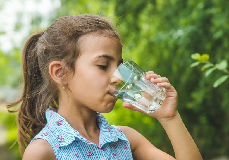 13 pijet më të mira dhe më të këqija për fëmijët e etur