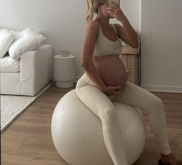 Simptoma të shtatzënisë që nuk duhet t’i injoroni